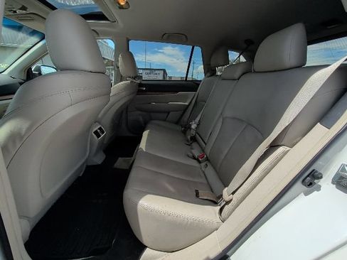 Used 2013 Subaru Outback 2.5i Limited w/ Moonroof Pkg AWD/4WD image 5