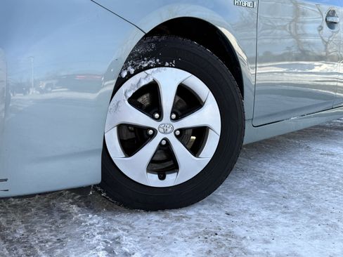 Used 2015 Toyota Prius Four image 10