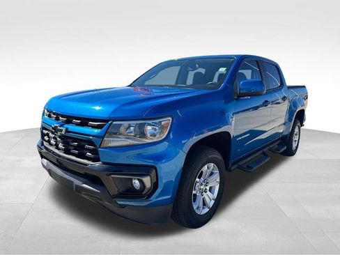 Used 2022 Chevrolet Colorado LT w/ LT Convenience Package image 3