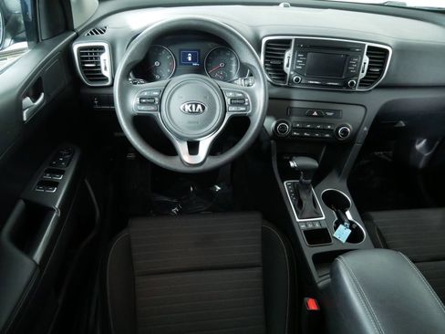 Certified 2018 Kia Sportage LX image 19