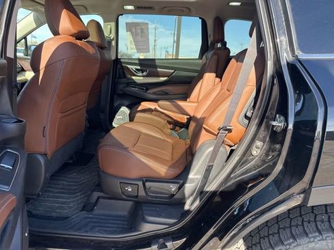 Used 2019 Subaru Ascent Touring image 15