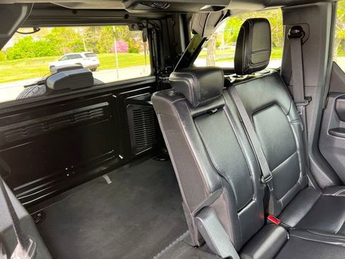 Used 2025 Ford Bronco Outer Banks AWD/4WD image 34