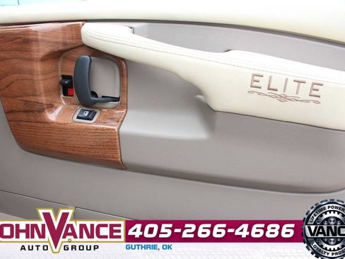 Used 2014 Chevrolet Express 1500 AWD image 15