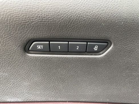 Used 2020 Cadillac XT6 Premium Luxury image 15