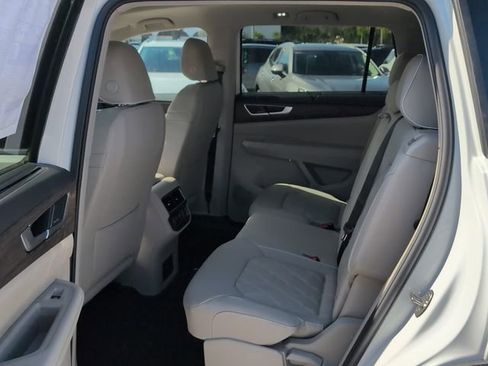 New 2026 Volkswagen Atlas SEL Premium R-Line image 8