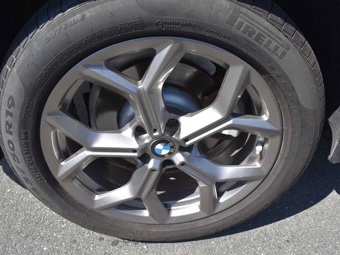 Used 2023 BMW X3 xDrive30i w/ Premium Package w/ZPA AWD/4WD image 19
