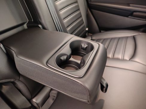 Used 2022 Ford Edge SEL w/ Convenience Package image 32