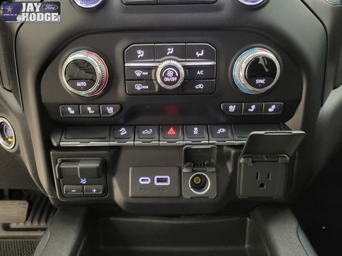 Used 2021 GMC Sierra 1500 AT4 AWD/4WD image 8