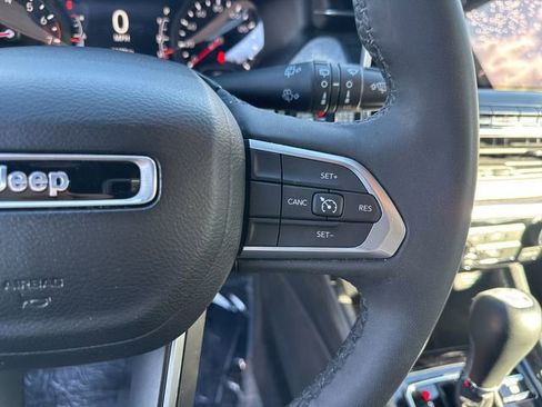 Used 2023 Jeep Compass Latitude AWD/4WD image 18