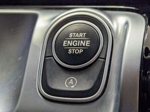 Used 2022 Mercedes-Benz GLB 250 image 21