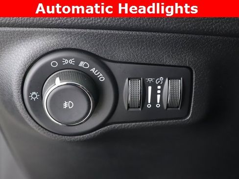 Used 2021 Jeep Compass Latitude w/ Convenience Group image 21