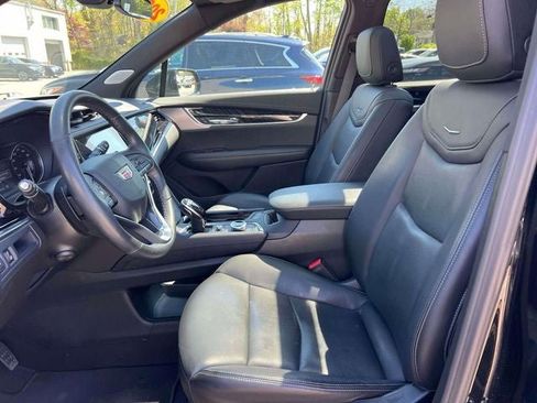 Used 2023 Cadillac XT6 Premium Luxury AWD/4WD image 18