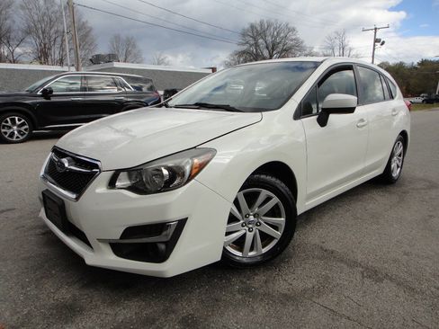 Used 2016 Subaru Impreza 2.0i Premium image 1