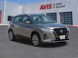 Used 2024 Nissan Kicks SV image 3