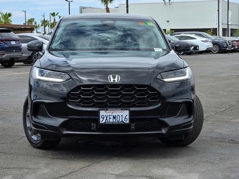 Used 2026 Honda HR-V LX image 2