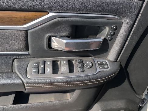 Used 2023 RAM 2500 Laramie AWD/4WD image 17