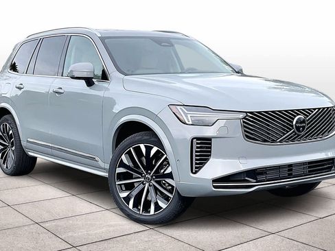 New 2026 Volvo XC90 T8 Ultra image 2