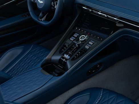 Used 2025 Aston Martin DB12 Convertible RWD image 26