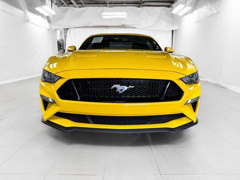 Used 2018 Ford Mustang GT RWD image 2