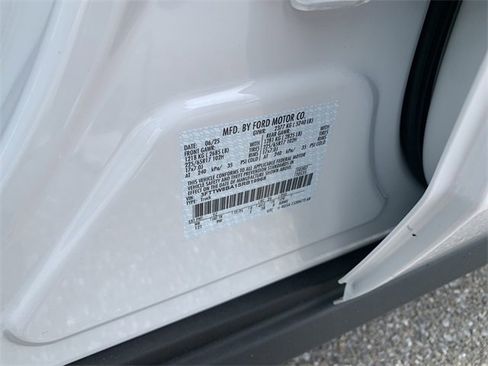 New 2025 Ford Maverick XL w/ Equipment Group 102A image 36