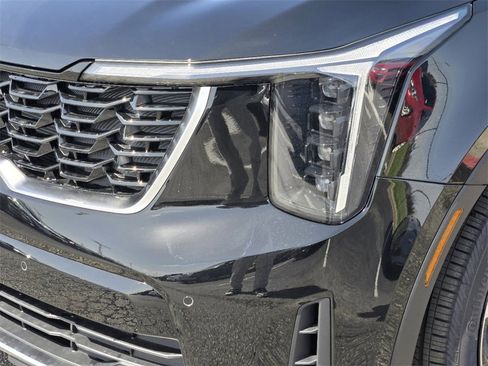 New 2025 Kia Sorento S w/ Panoramic Sunroof Package image 6