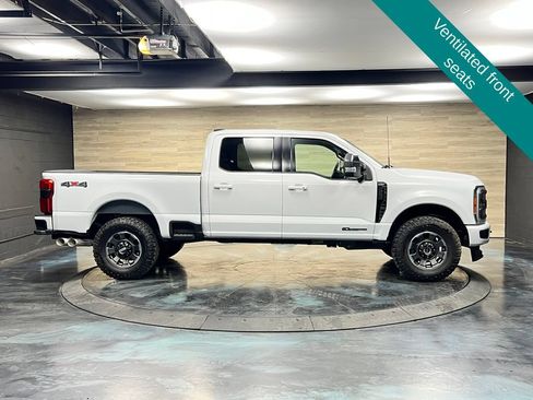Used 2023 Ford F250 Lariat w/ Sport Appearance Package AWD/4WD image 27