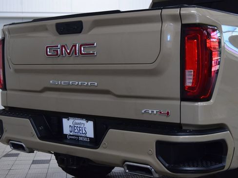 Used 2023 GMC Sierra 1500 AT4 w/ AT4 Premium Package AWD/4WD image 20