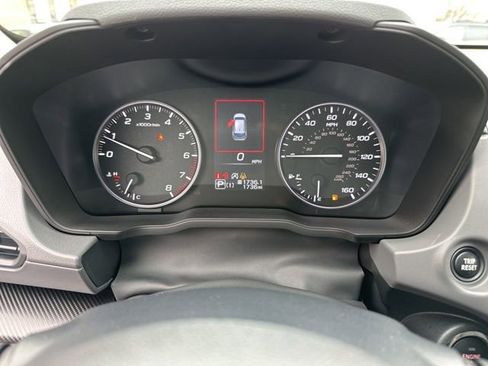 Certified 2025 Subaru Crosstrek 2.0i Premium image 14