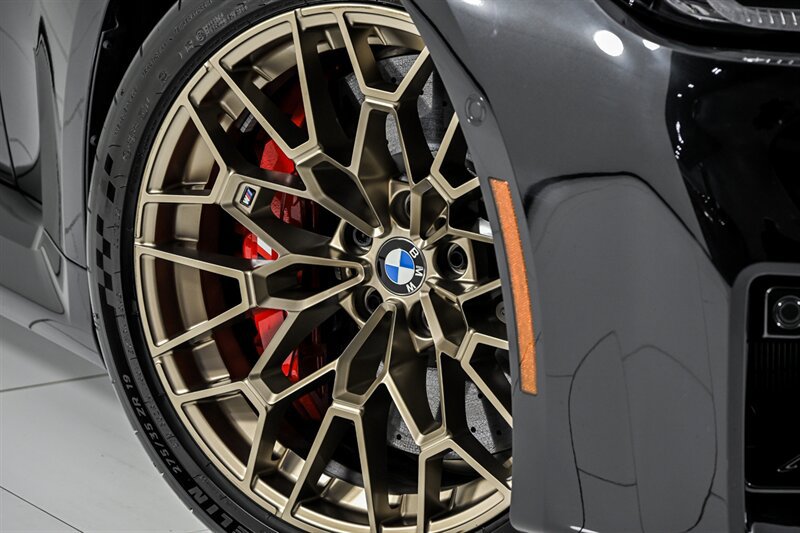 Used 2026 BMW M2 CS RWD image 3