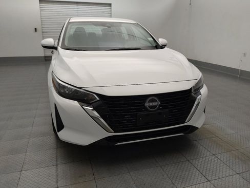 Used 2025 Nissan Sentra S FWD image 14