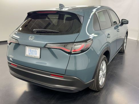 Certified 2025 Honda HR-V LX image 9