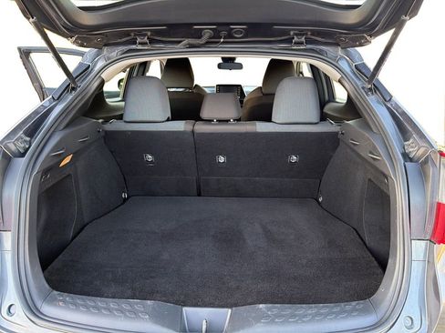 Used 2020 Toyota C-HR LE image 13