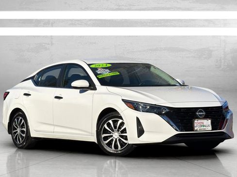 Used 2024 Nissan Sentra S image 2