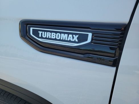 New 2026 GMC Sierra 1500 Pro w/ Pro Value Package image 9