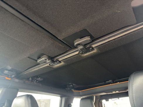 Used 2021 Ford Bronco Wildtrak image 39