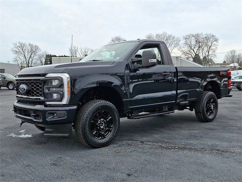 Used 2023 Ford F250 XL w/ STX Appearance Package image 6