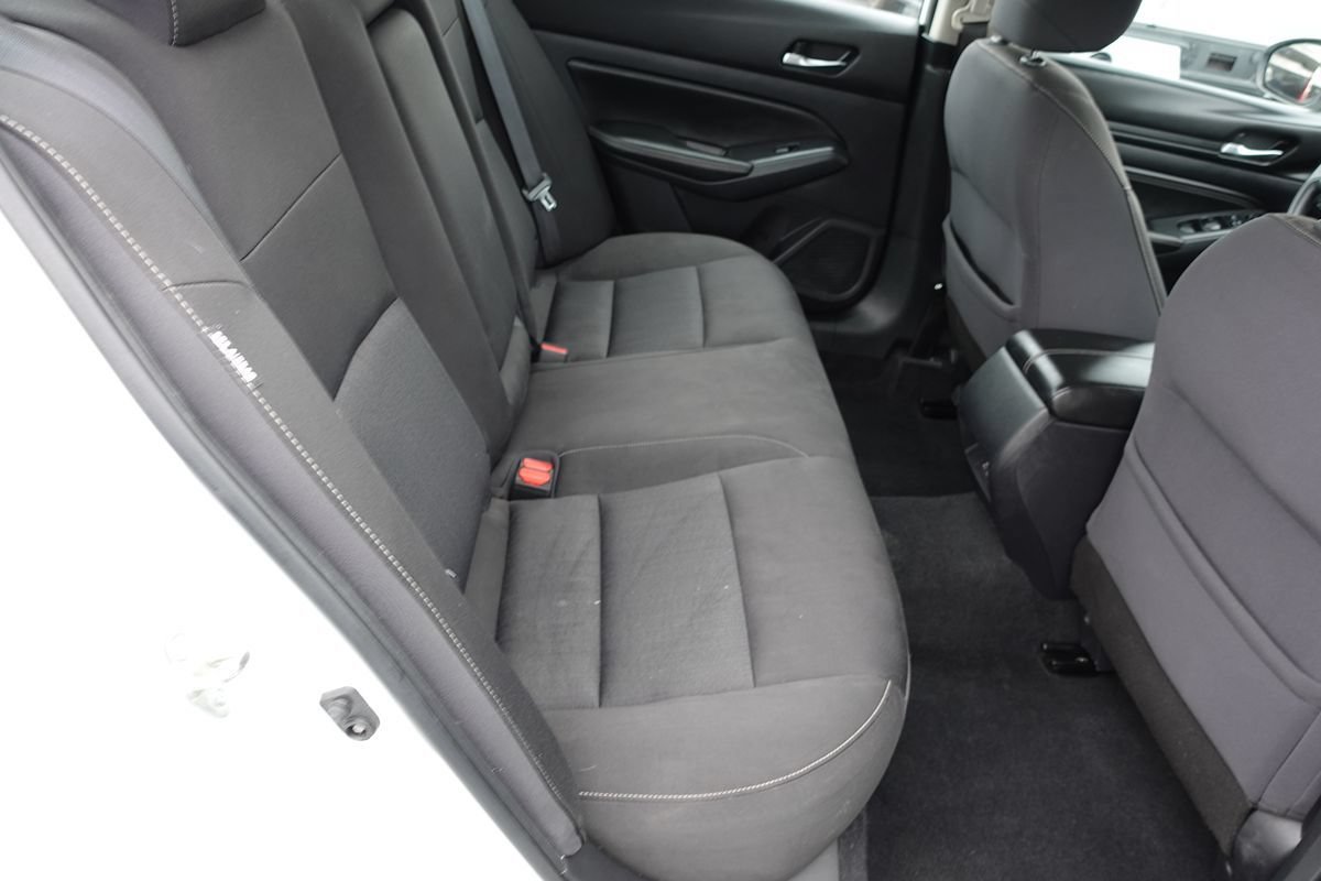 Used 2020 Nissan Altima 2.5 S FWD image 28
