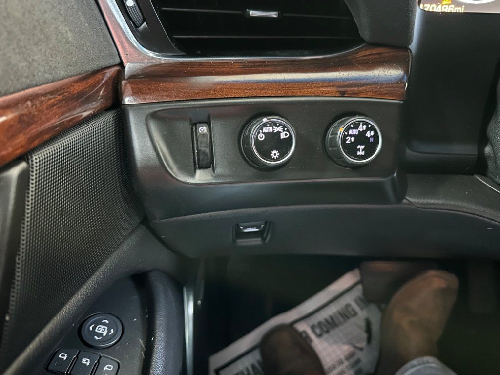 Used 2015 Cadillac Escalade ESV Premium AWD/4WD image 11