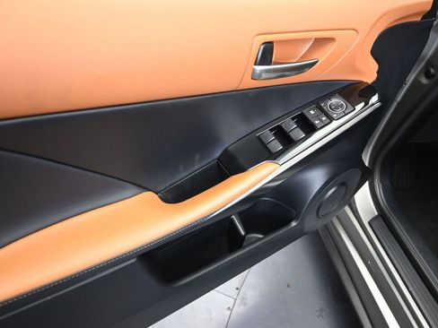 Used 2023 Lexus IS 300 w/ Comfort Package image 11