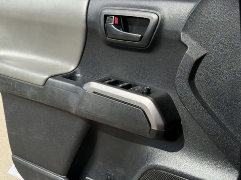 Used 2023 Toyota Tacoma SR5 w/ Technology Package image 27