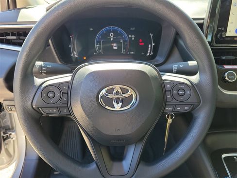 Used 2026 Toyota Corolla LE image 18