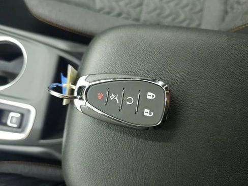 Used 2024 Chevrolet Equinox LT image 30