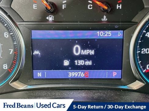 Used 2022 Chevrolet Traverse LT AWD/4WD image 17