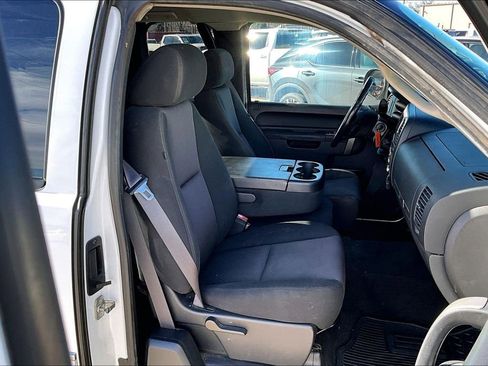 Used 2011 Chevrolet Silverado 1500 LT w/ Regional Value Package image 10