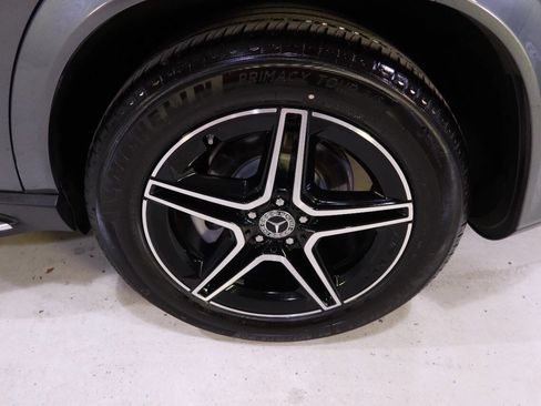 Used 2022 Mercedes-Benz GLE 350 4MATIC w/ AMG Line Exterior image 37