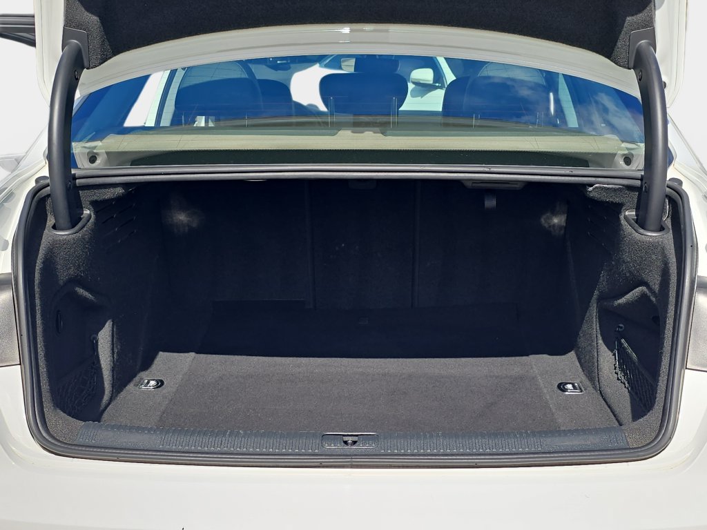 Used 2018 Audi A4 2.0T Ultra Premium FWD image 14