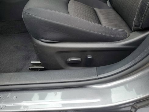 Certified 2025 Nissan Altima 2.5 SV FWD image 17