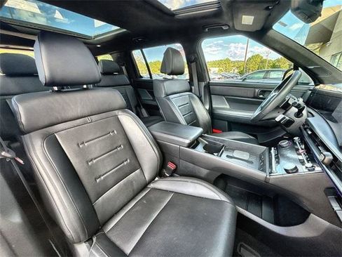 Used 2025 Hyundai Santa Fe Calligraphy image 26