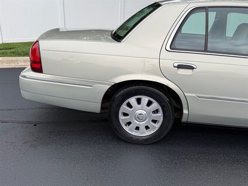 Used 2004 Mercury Grand Marquis LS RWD image 31