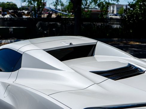 Used 2023 Chevrolet Corvette Stingray Premium Conv w/ Z51 Performance Package image 31